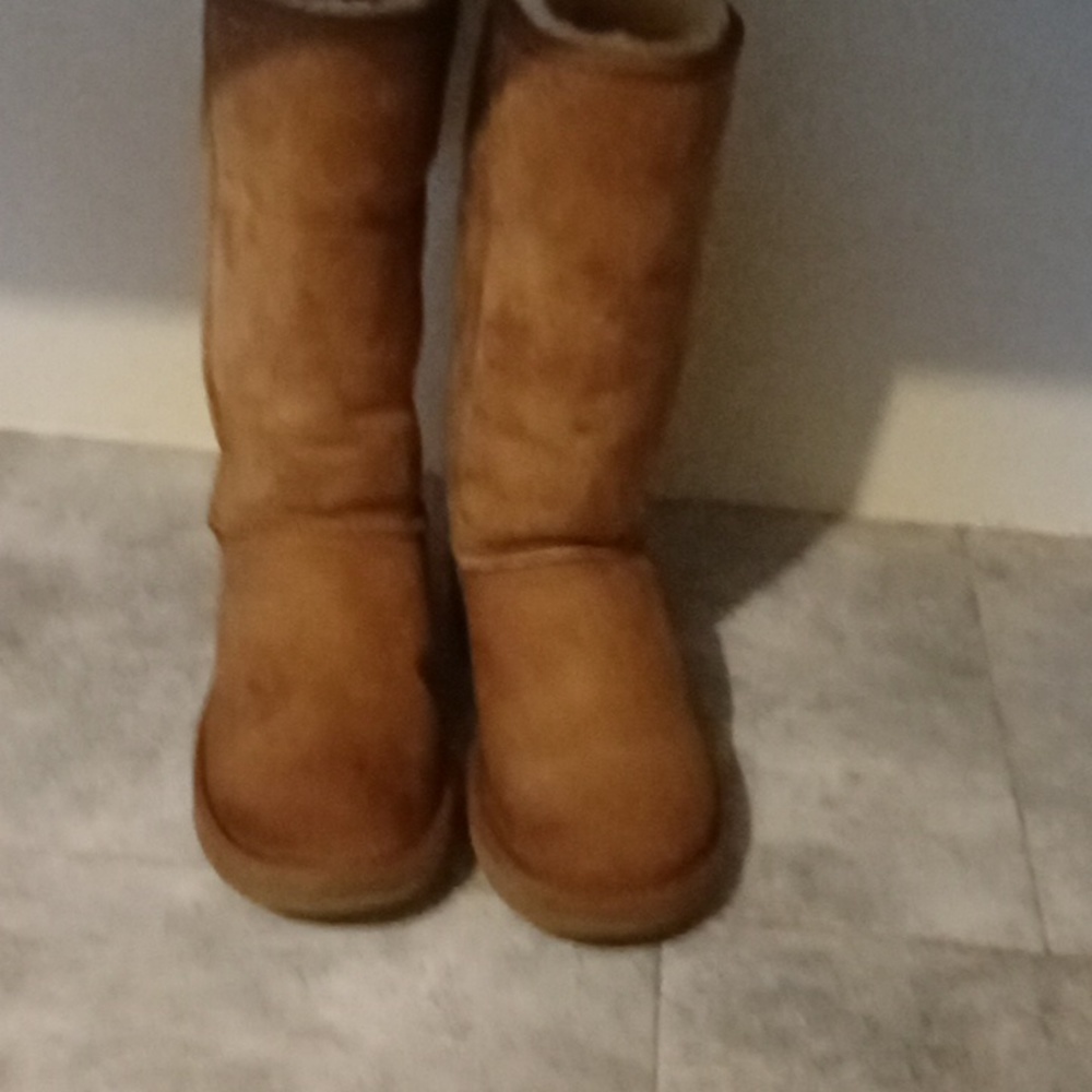 UGG boots size L7
